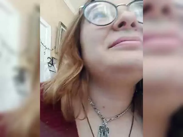 Live sex webcam photo for Ayrina69 #290466164