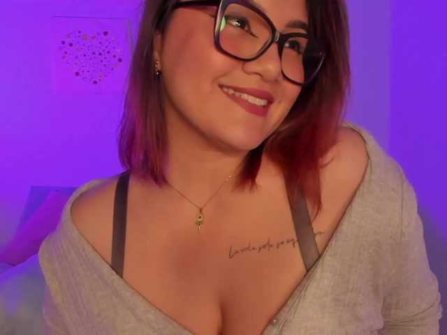 Live sex webcam photo for AyshaAbadi #290500648