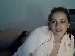 Live sex webcam photo for Azaleeax #185581366