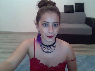 Live sex webcam photo for Azaleeax #185744142