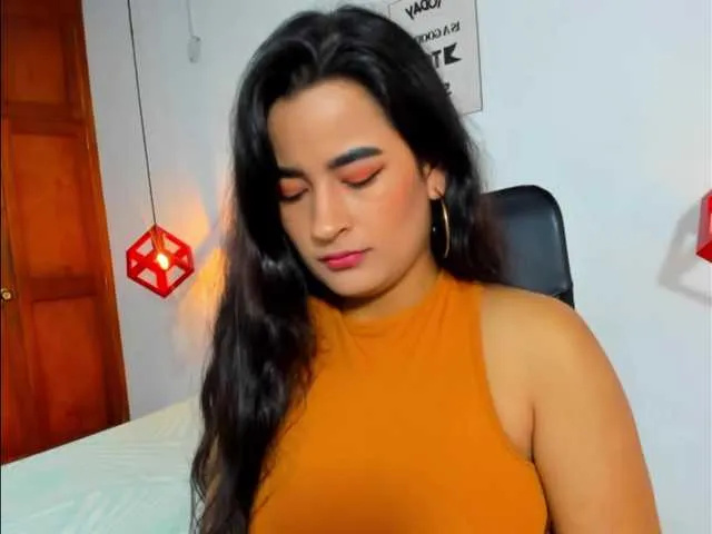 Live sex webcam photo for AzaliaPalacio #272840530