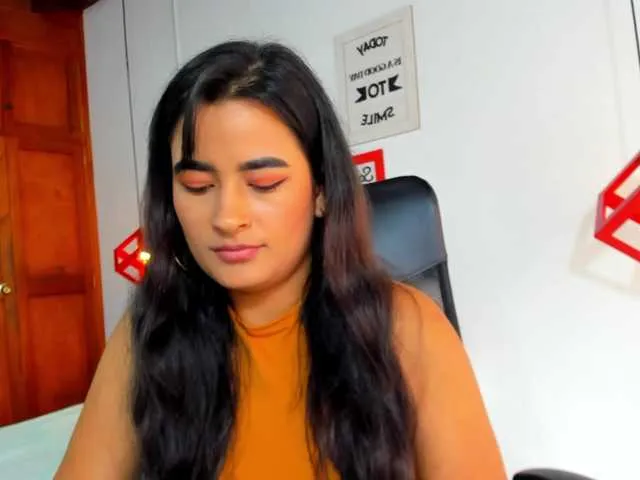 Live sex webcam photo for AzaliaPalacio #272852548