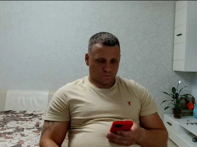 Live sex webcam photo for B-L-O-N-D #291728169