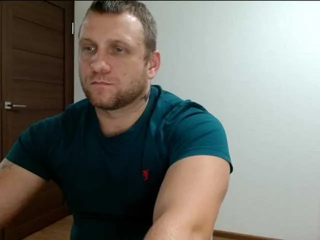 Live sex webcam photo for B-L-O-N-D #292291119