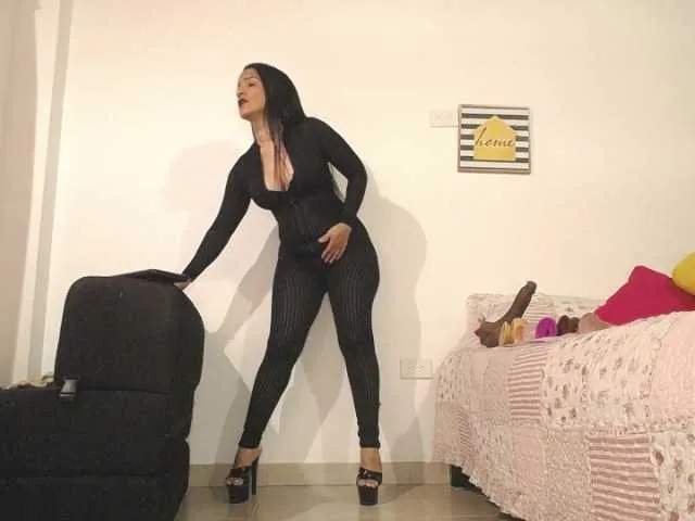 Live sex webcam photo for BEAUTY-ASS #291982435