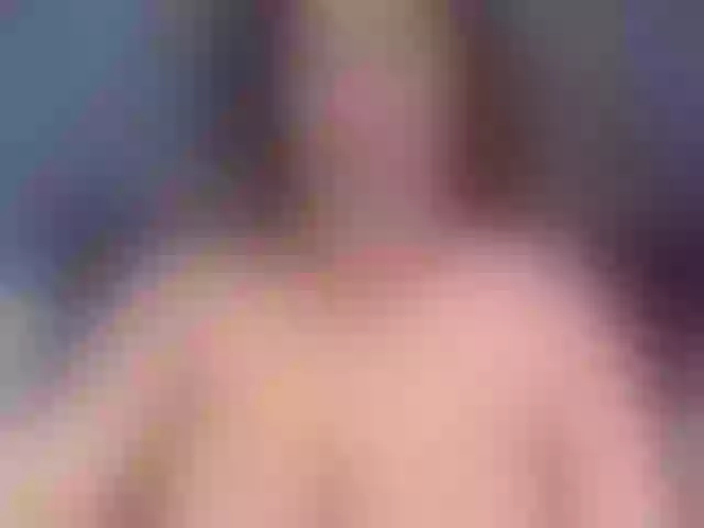 Live sex webcam photo for BIGTITSEBONY #290365674