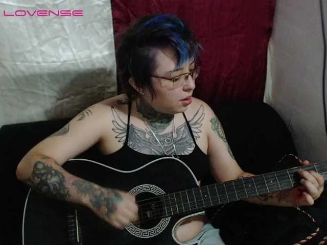 Live sex webcam photo for BLACK-YANG #272847278