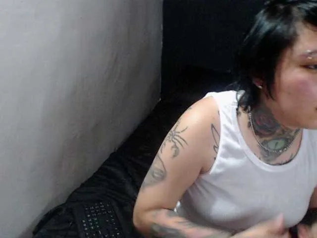 Live sex webcam photo for BLACK-YANG #275694375