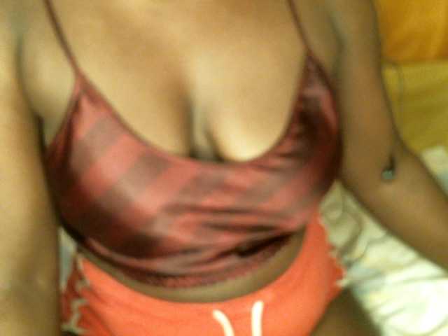 Live sex webcam photo for BLACKQUEEN344 #290650550