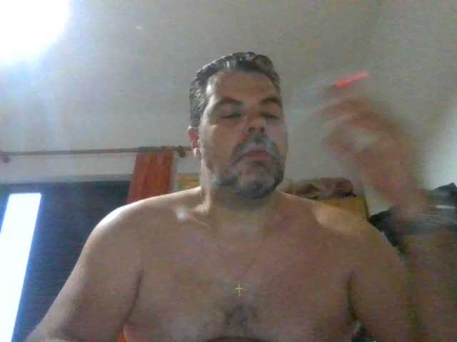 Live sex webcam photo for BLUEKNIGHT777 #275526441