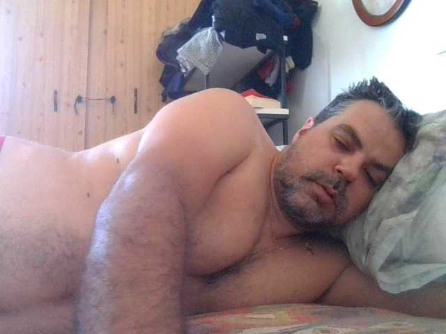 Live sex webcam photo for BLUEKNIGHT777 #275533298