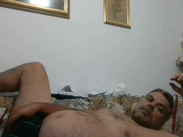 Live sex webcam photo for BLUEKNIGHT777 #275585795