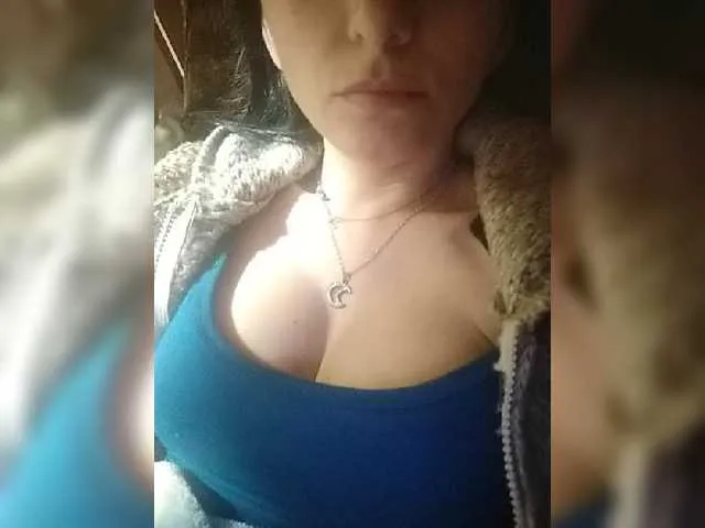 Live sex webcam photo for BNottyArt #271764658