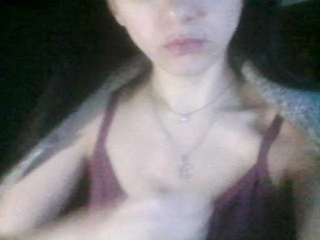 Live sex webcam photo for BNottyArt #271790019