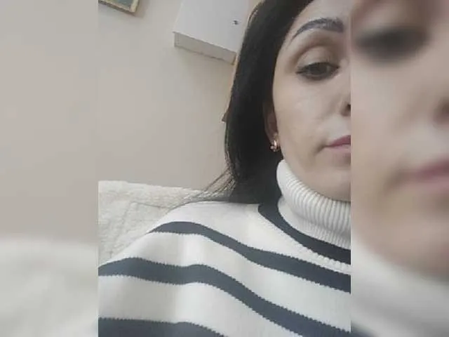 Live sex webcam photo for BNottyArt #272054843