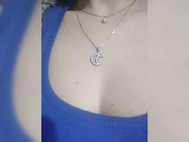 Live sex webcam photo for BNottyArt #272071682