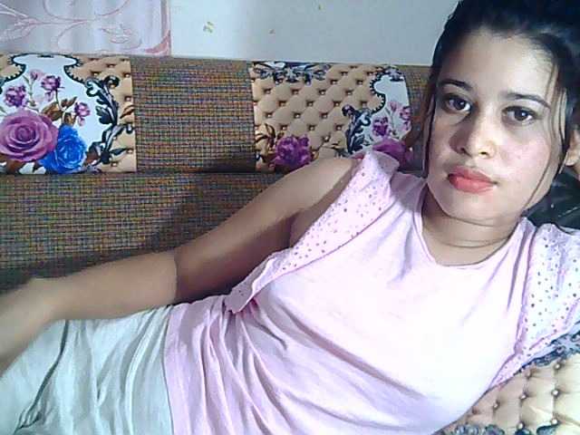 Live sex webcam photo for BOROPLUS88 #275990413