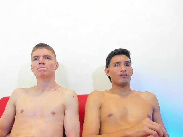 Live sex webcam photo for BOYS-TWINK- #277313064