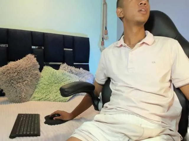 Live sex webcam photo for BRAYANCOOPER #275600994