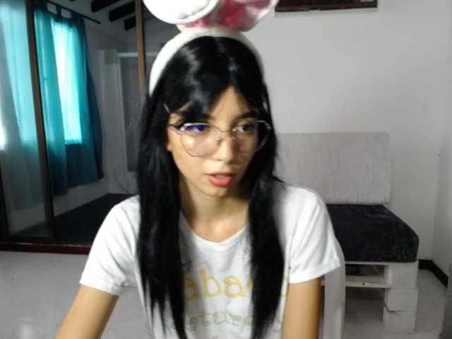 Live sex webcam photo for BUNNY-BELLA #272803907