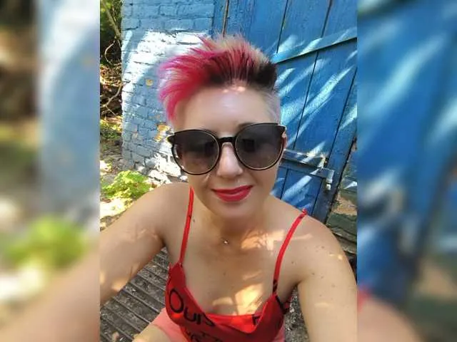 Live sex webcam photo for BUSINKA-25 #293816304