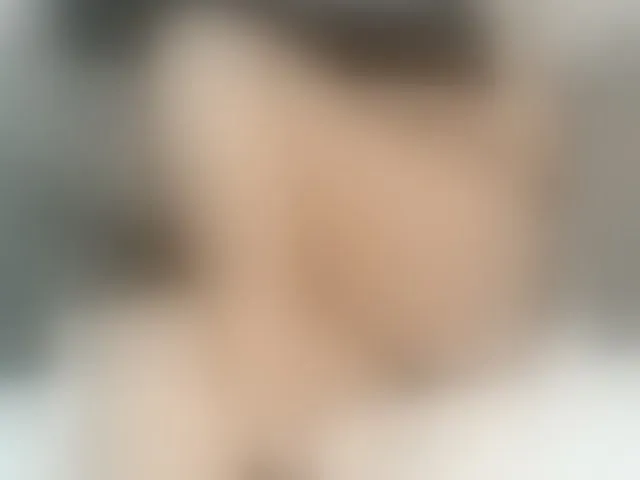 Live sex webcam photo for BabeLeidy #293784229
