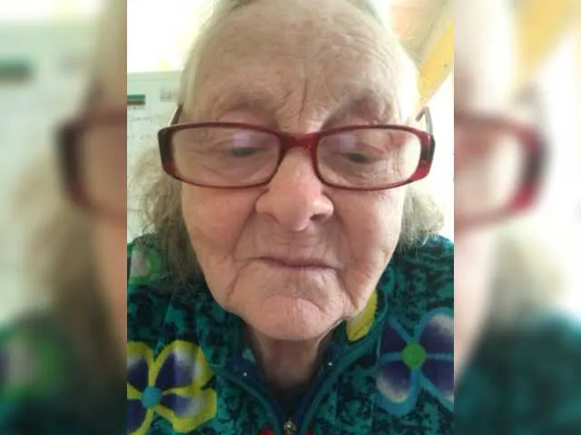 Live sex webcam photo for Babulya #277791278