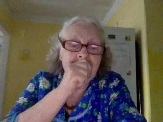 Live sex webcam photo for Babulya #277895326