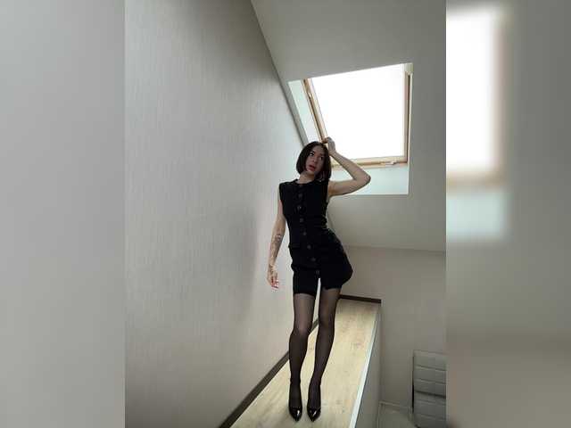 Live sex webcam photo for BabyDarii #292429983