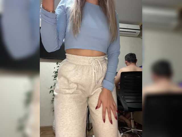 Live sex webcam photo for BabyMur #290980301