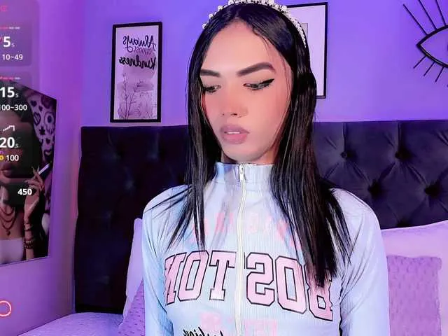 Live sex webcam photo for Babyenderlyn #290325227