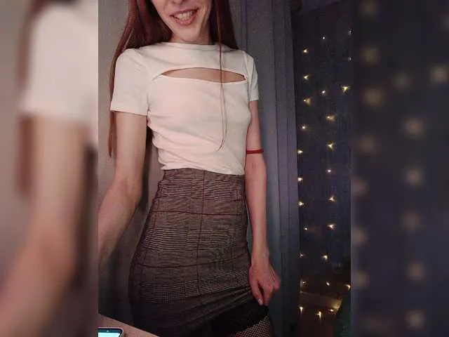 Live sex webcam photo for BadGirlv1 #273992771