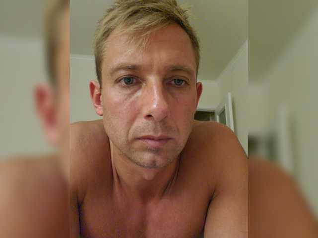 Live sex webcam photo for BadSanta007 #276178752