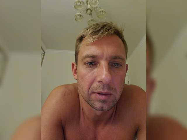 Live sex webcam photo for BadSanta007 #276221188