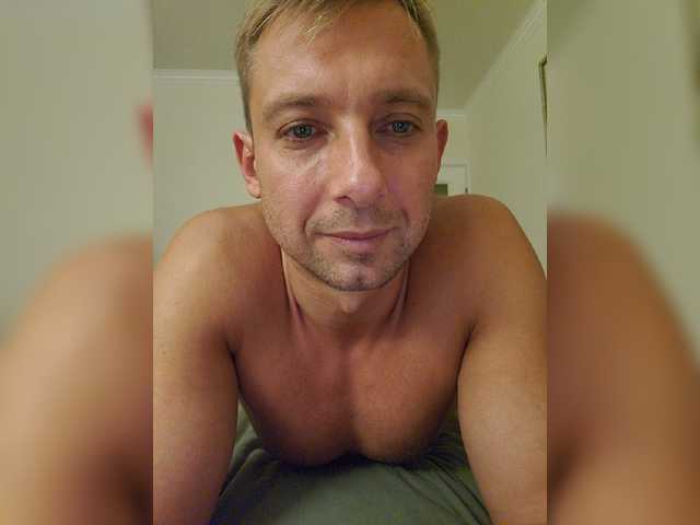 Live sex webcam photo for BadSanta007 #276279247