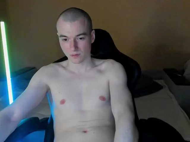 Live sex webcam photo for Badboy185 #292058289