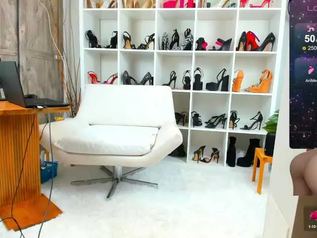 Live sex webcam photo for BaditaLuna #278022094