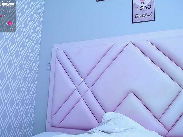 Live sex webcam photo for Badmommmy #276026609