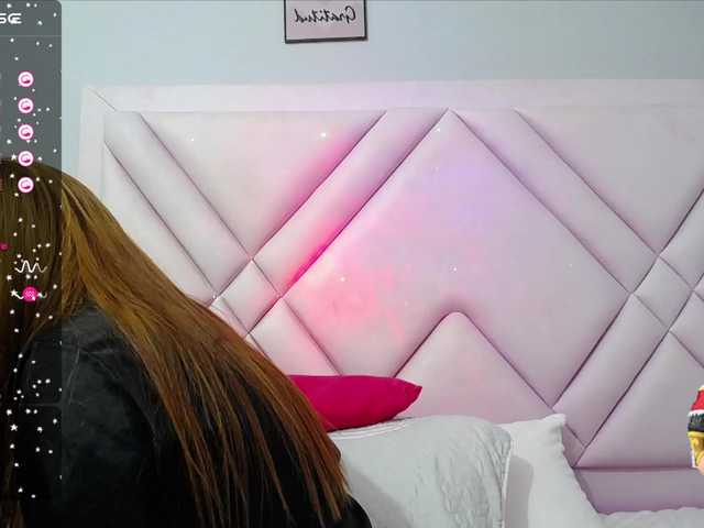 Live sex webcam photo for Badmommmy #276512888