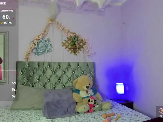 Live sex webcam photo for BadraSaadi #291875633