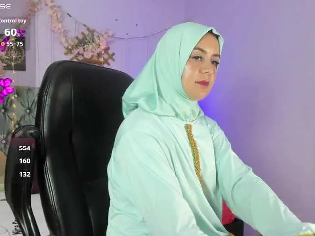 Live sex webcam photo for BadraSaadi #292351625