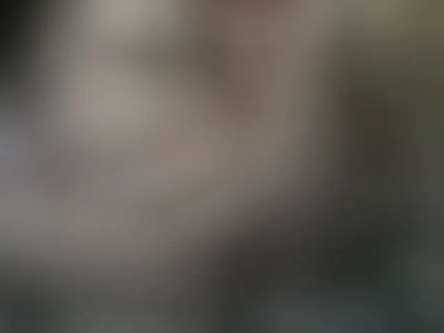 Live sex webcam photo for Bambi-40 #292478913