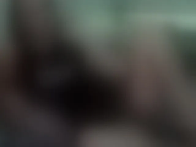Live sex webcam photo for Bambi-40 #293598973
