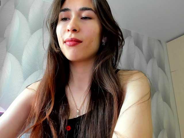 Live sex webcam photo for Bambiiiii #277749659