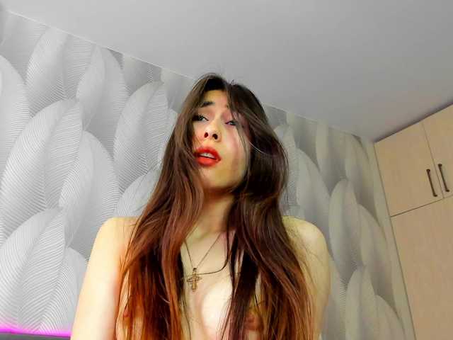 Live sex webcam photo for Bambiiiii #278036925