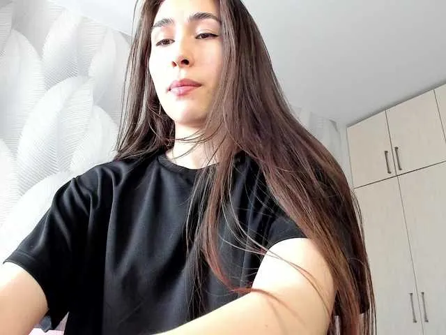 Live sex webcam photo for Bambiiiii #290594314