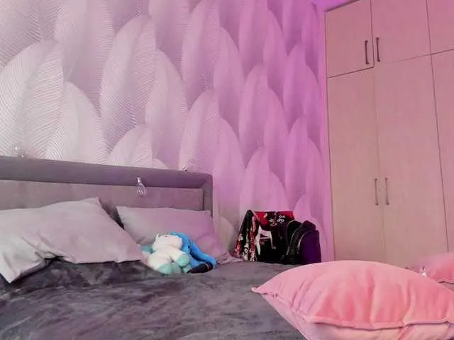 Live sex webcam photo for Bambiiiii #291353684