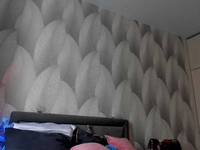 Live sex webcam photo for Bambiiiii #292168005