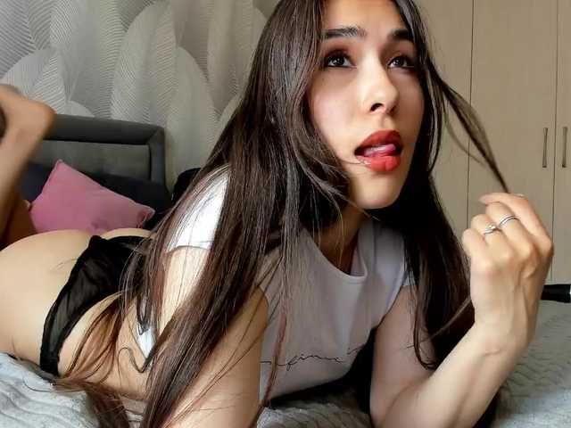 Live sex webcam photo for Bambiiiii #294100212