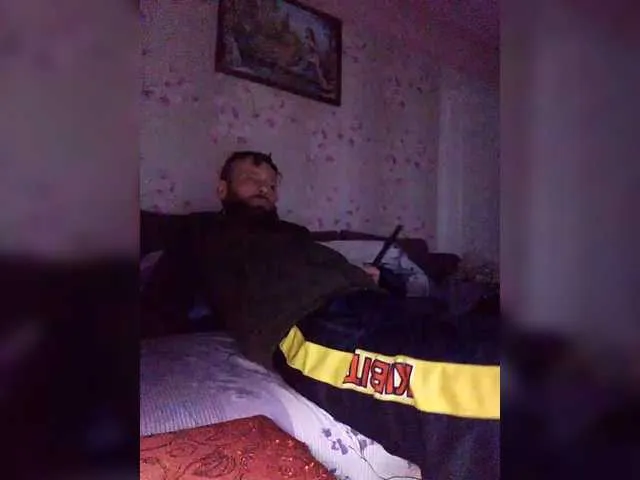 Live sex webcam photo for Bananas1313 #291121087